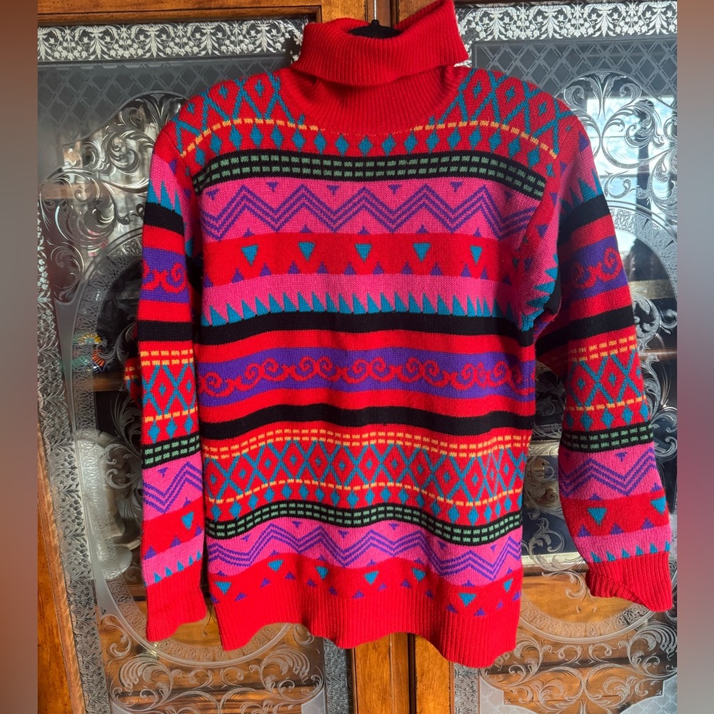 Neiman Marcus Cashmere Sweater Bold Vintage